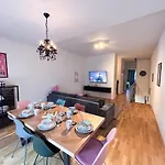 Thinkpink! Im Herzen Dortmunds Apartament *