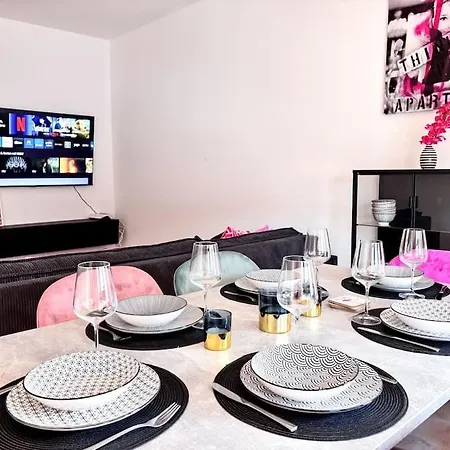 Thinkpink! Im Herzen Dortmunds Apartment