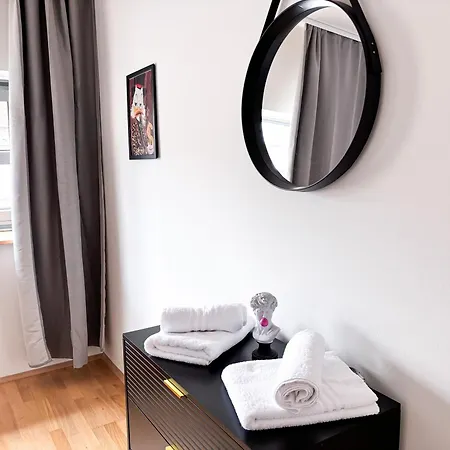 Thinkpink! Im Herzen Dortmunds Apartment *