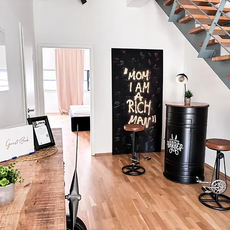 Thinkpink! Im Herzen Dortmunds דורטמונד