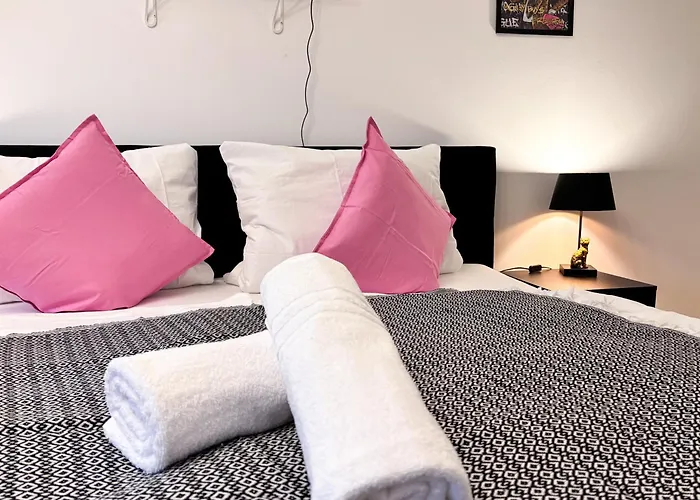 Thinkpink! Im Herzen Dortmunds דירה דורטמונד